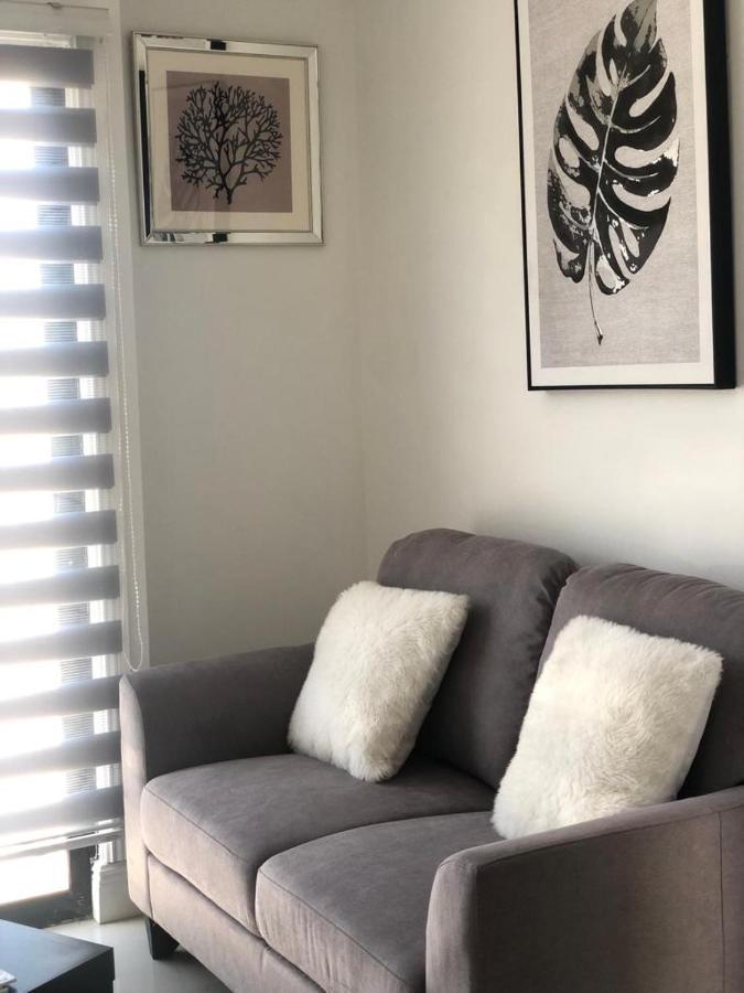 Departamento Canelos, A Metros De Avenida Industrias- Incluye, Netflix Directv Aire Acondicionado, Internet Apartamento *