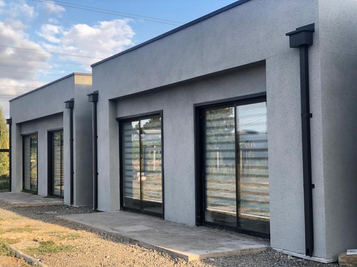 Apartamento Departamento Canelos, A Metros De Avenida Industrias- Incluye, Netflix Directv Aire Acondicionado, Internet Los Ángeles