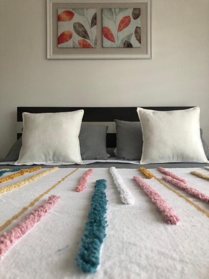 Departamento Canelos, A Metros De Avenida Industrias- Incluye, Netflix Directv Aire Acondicionado, Internet Apartamento *